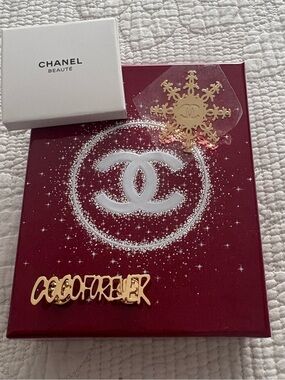 Chanel Beauté VIP Gift Set Gold Snowflake Pin + COCO FOREVER Brooch NEW
